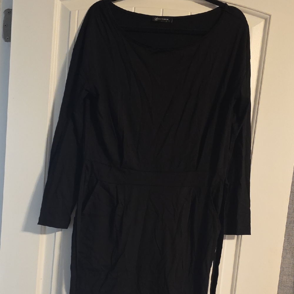 Elegant but COMFY Black Dress